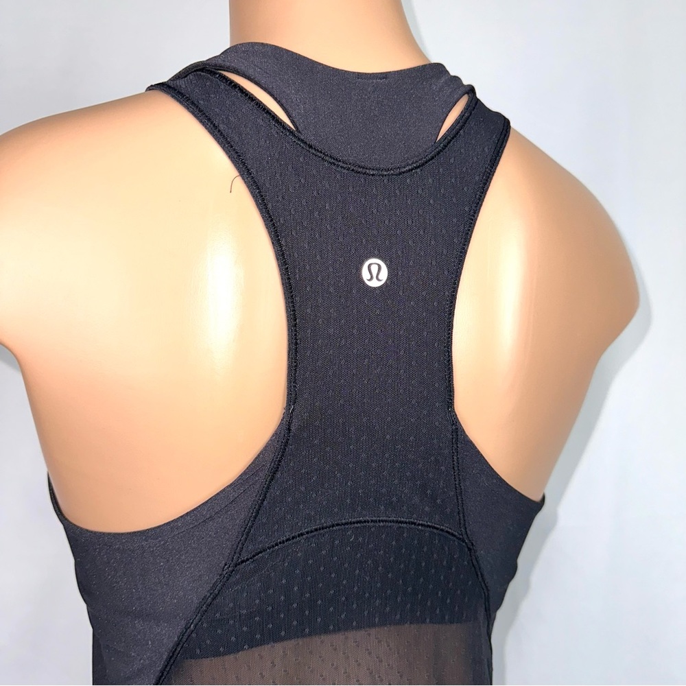 Lululemon Women’s Sz 8 Body Con Tank Top W/ Shelf Bra Black Activewear Mesh Back - Picture 6 of 15